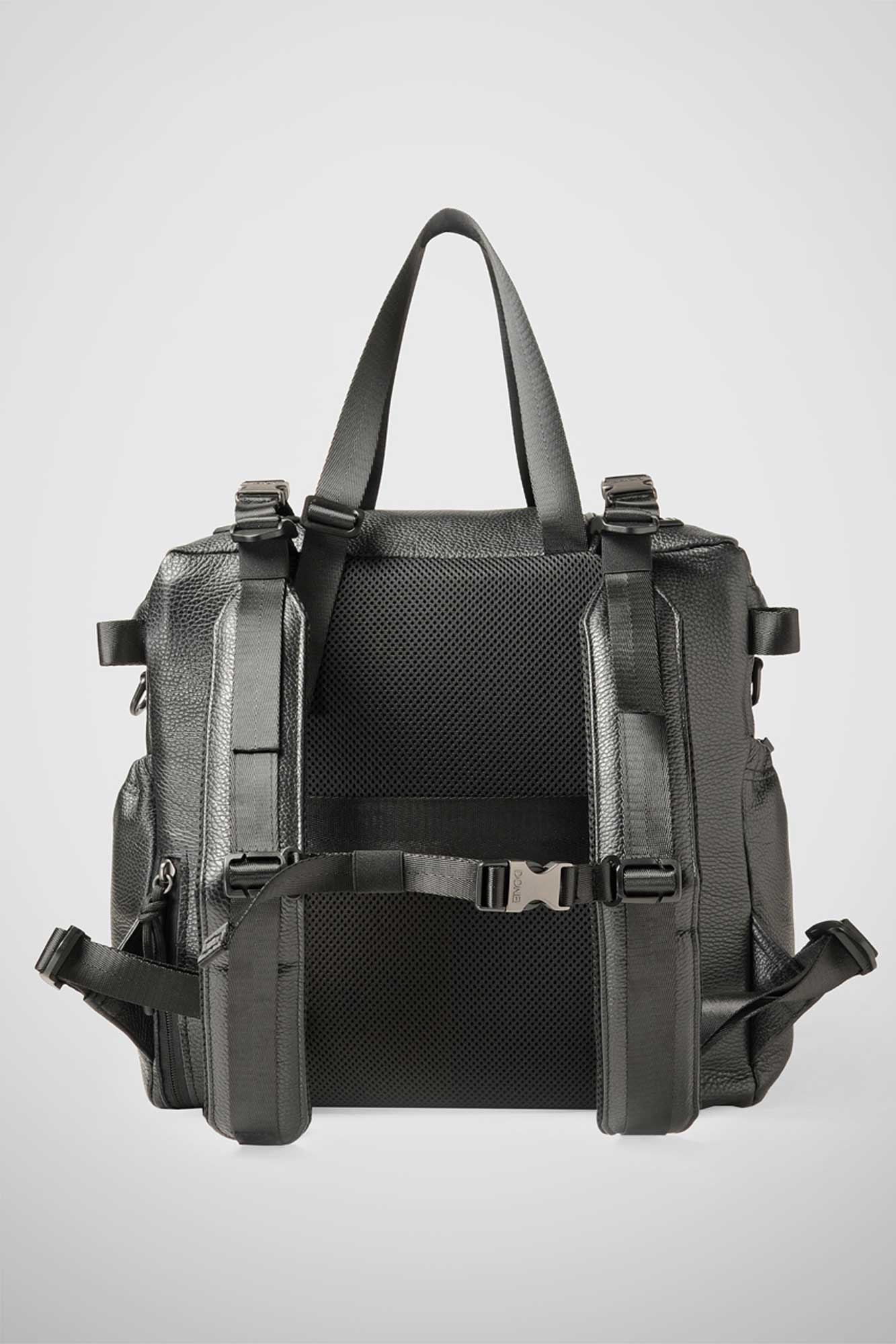 East+West Pelle M Nero