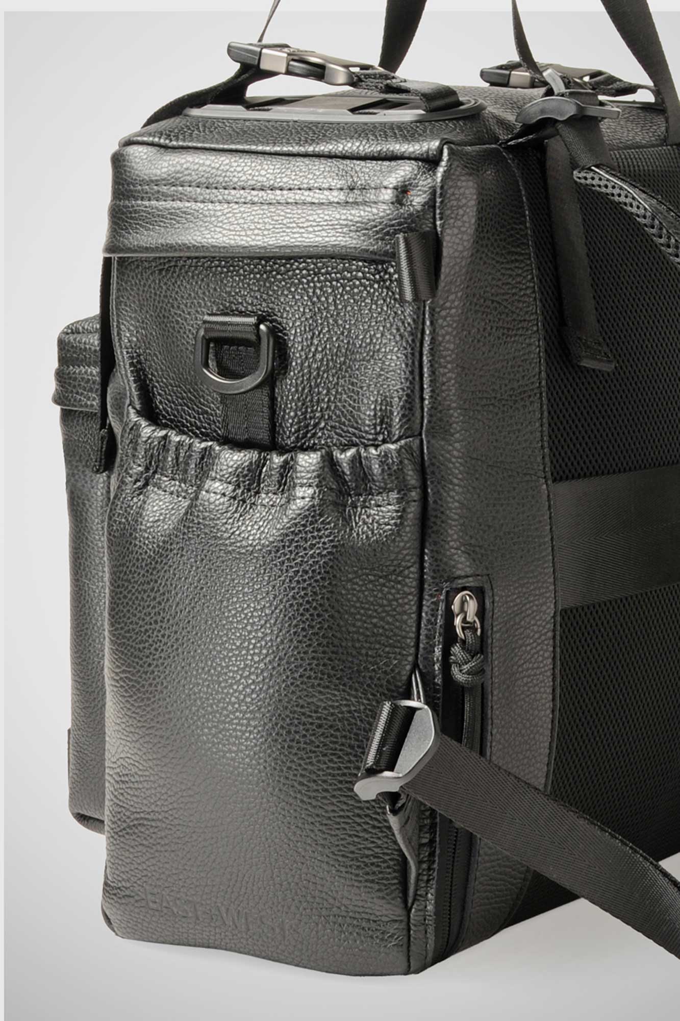 East+West Pelle M Nero