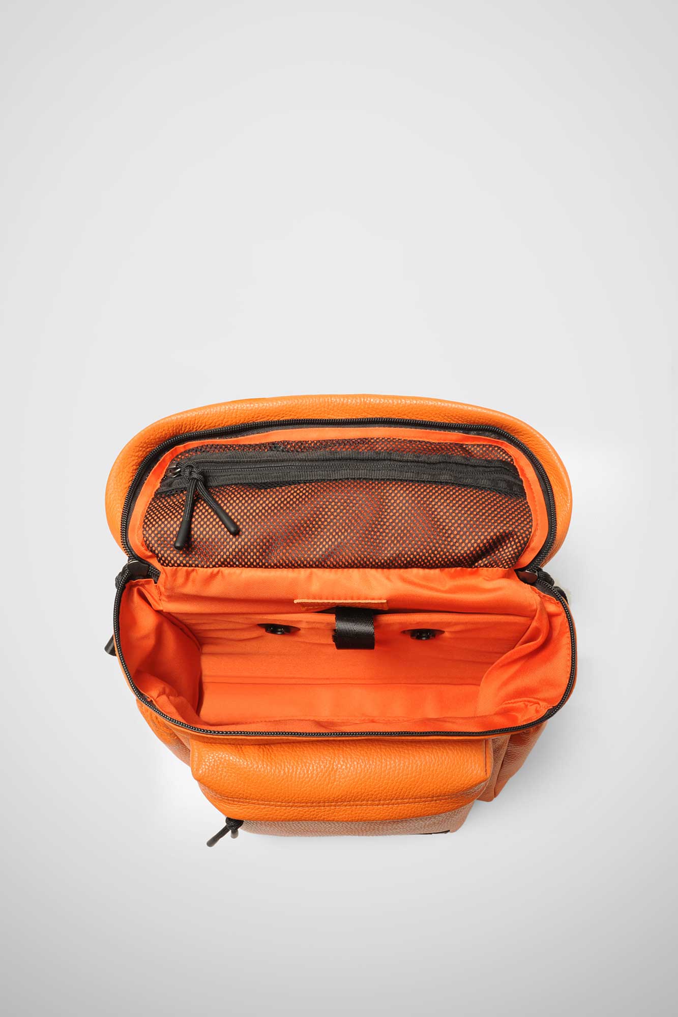 East+West Leather S Orange