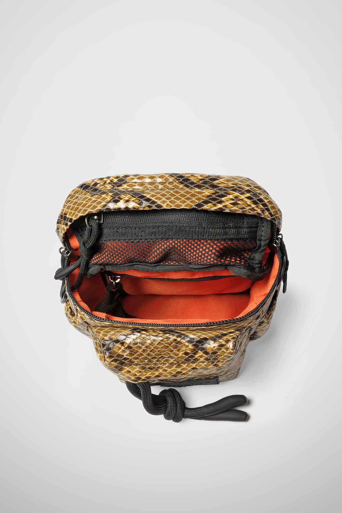 East+West XS Stampa pitone naturale