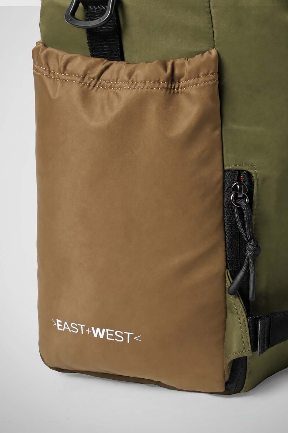 East+West Nylon L Dark Green Mud Red