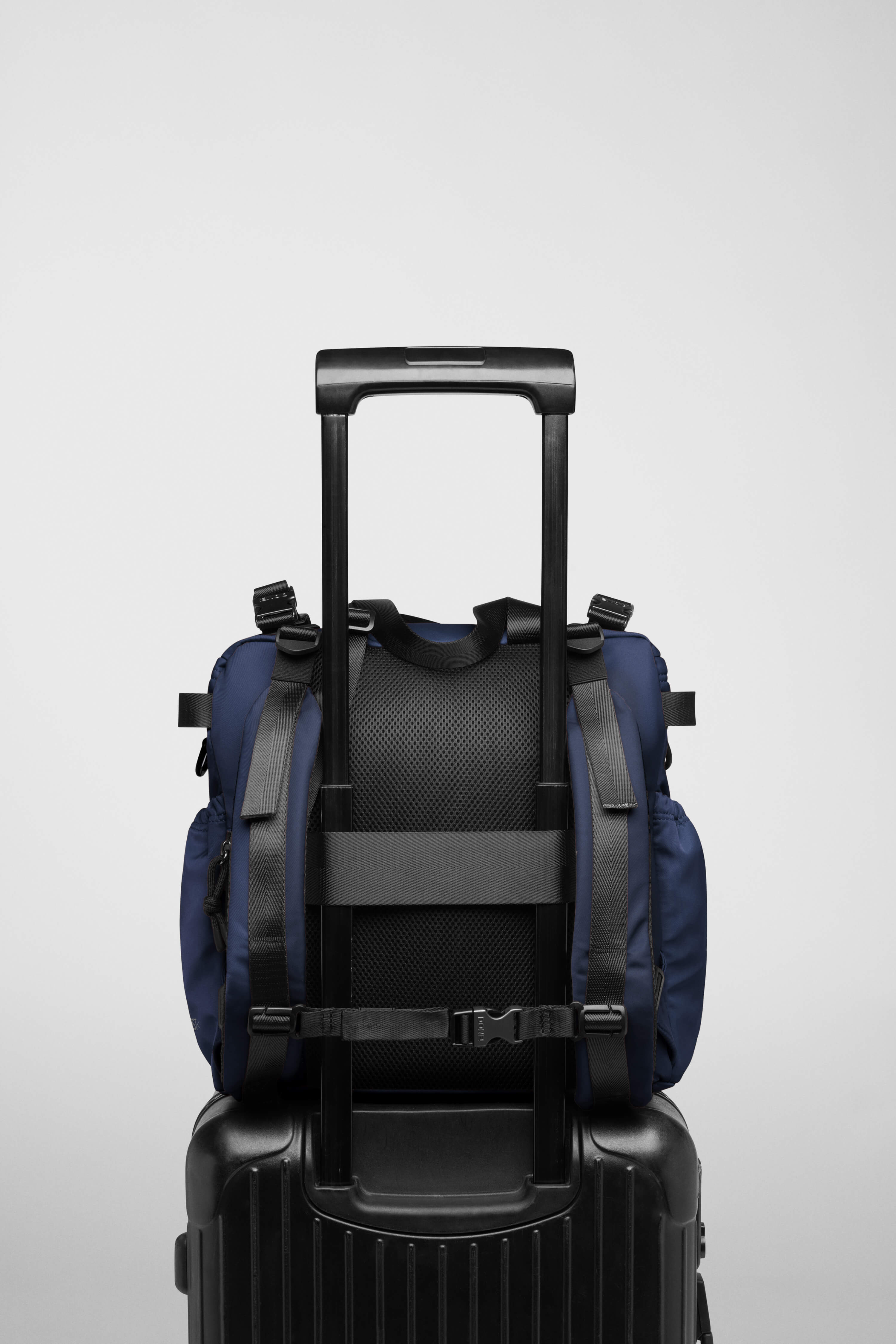 East+West Nylon M Blu