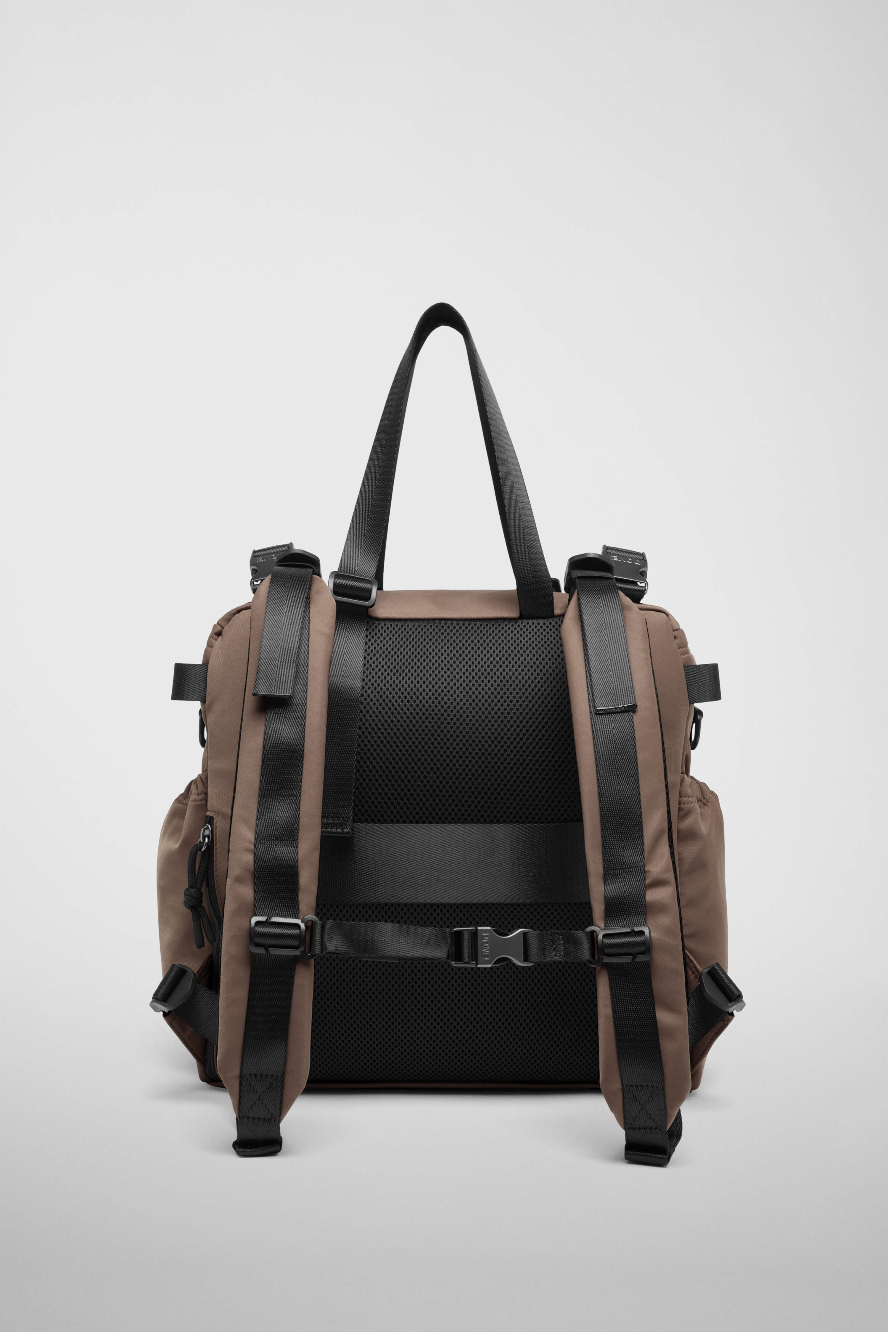 East+West Nylon M Grigio