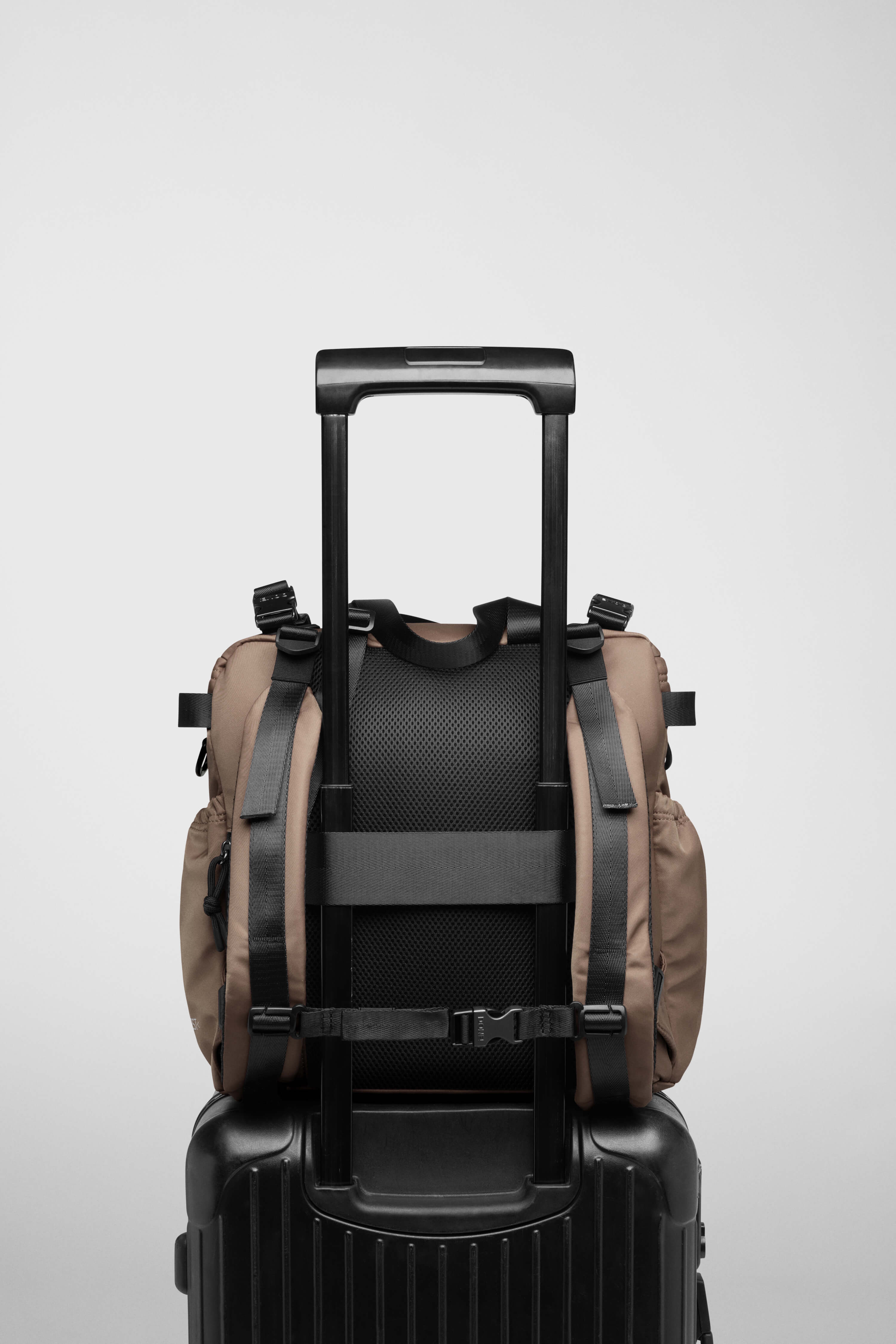 East+West Nylon M Grigio