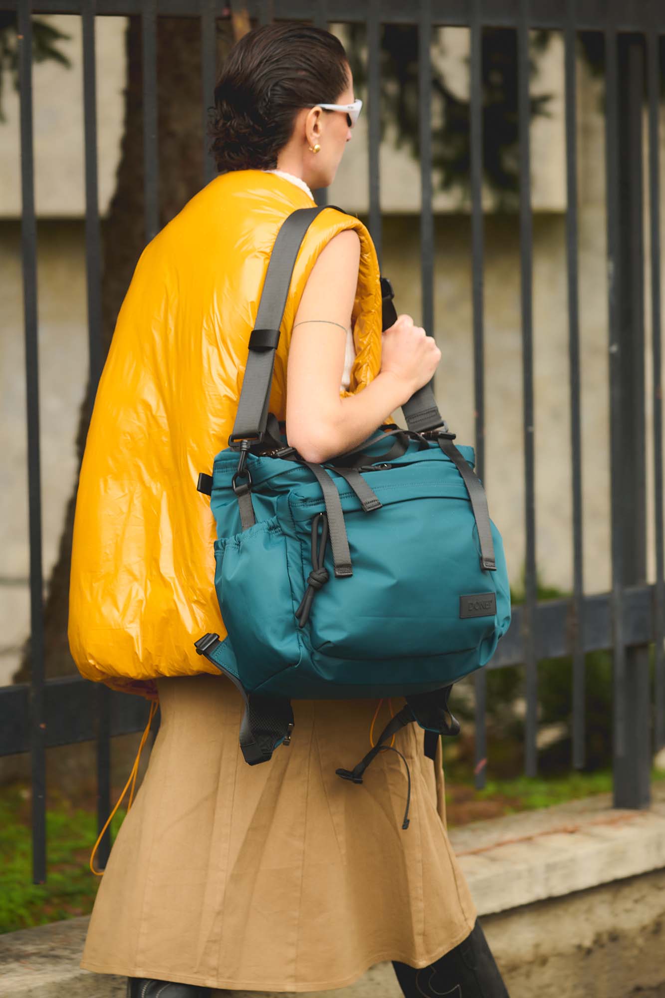 East+West Nylon M Petrolio