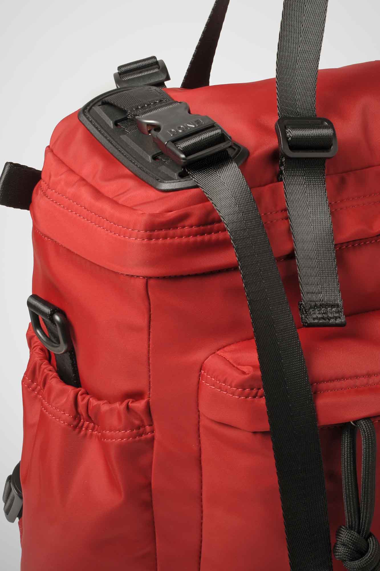 East+West Nylon M Rosso