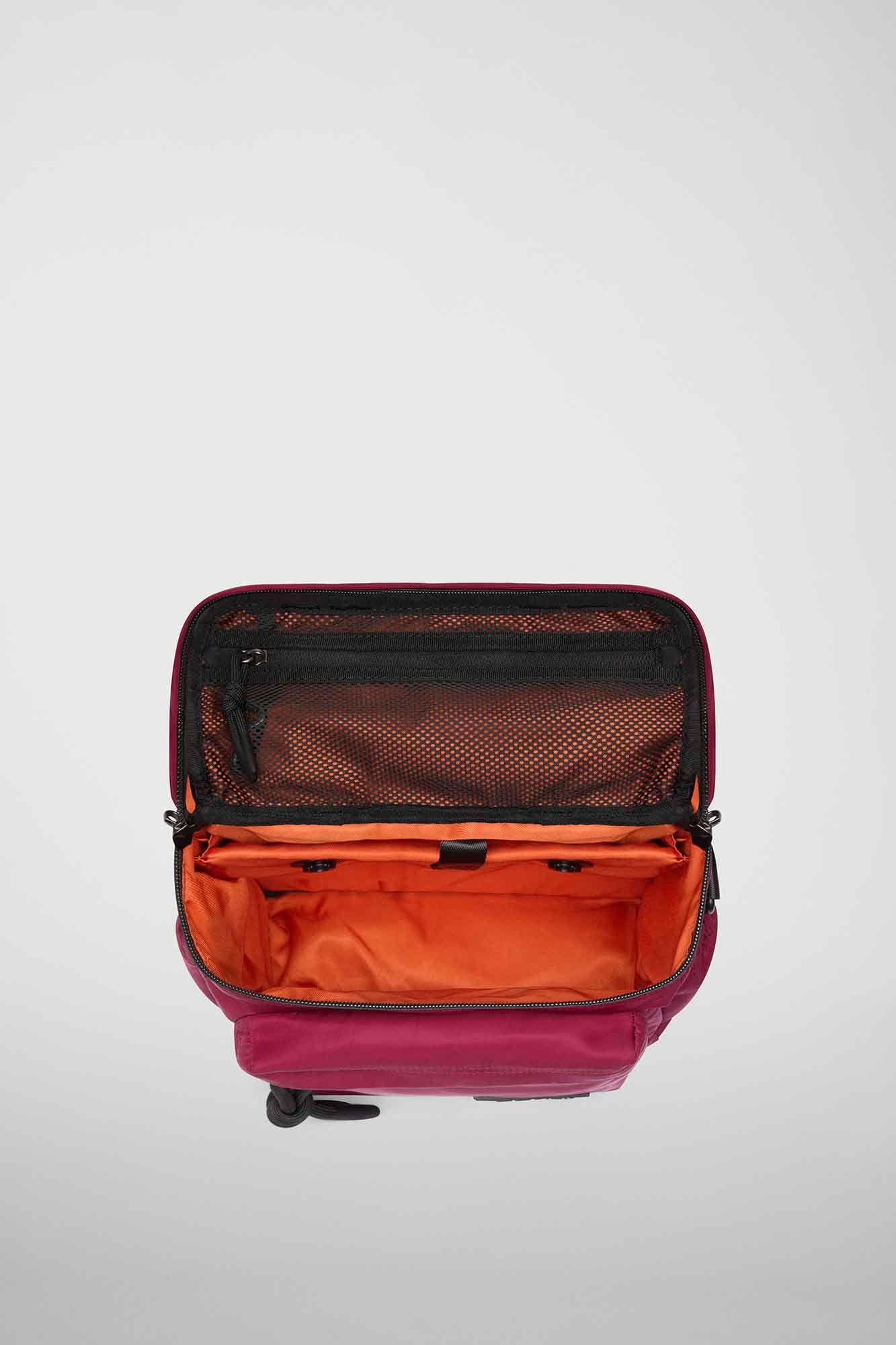 East+West Nylon S Melanzana