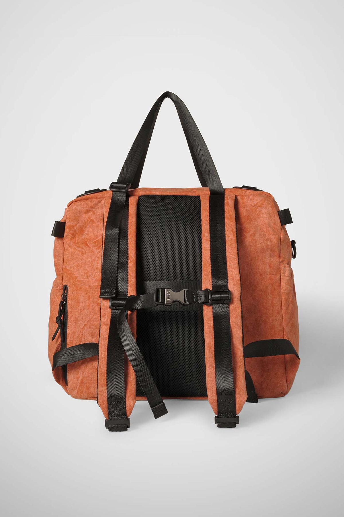 East+West Waxed Canvas M Russet