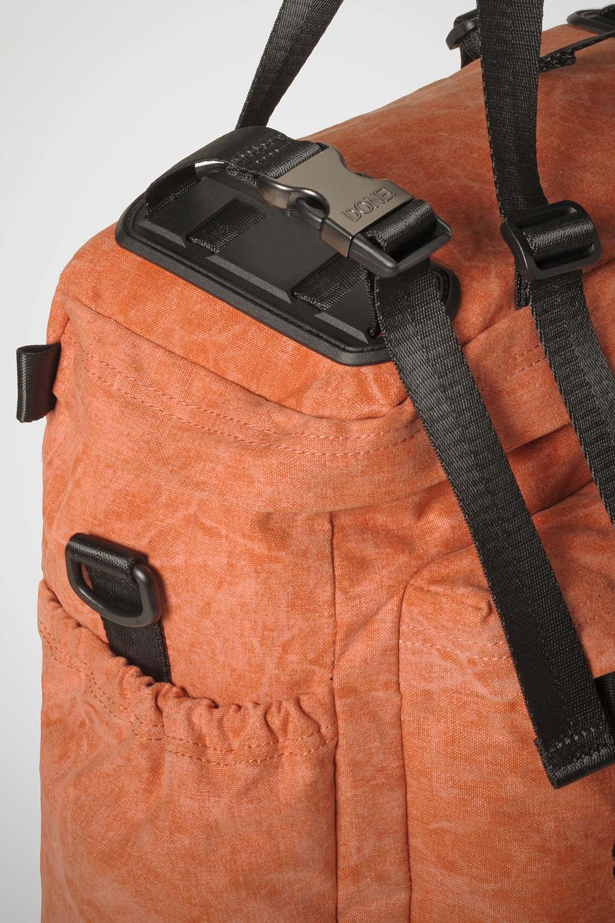 East+West Waxed Canvas M Russet