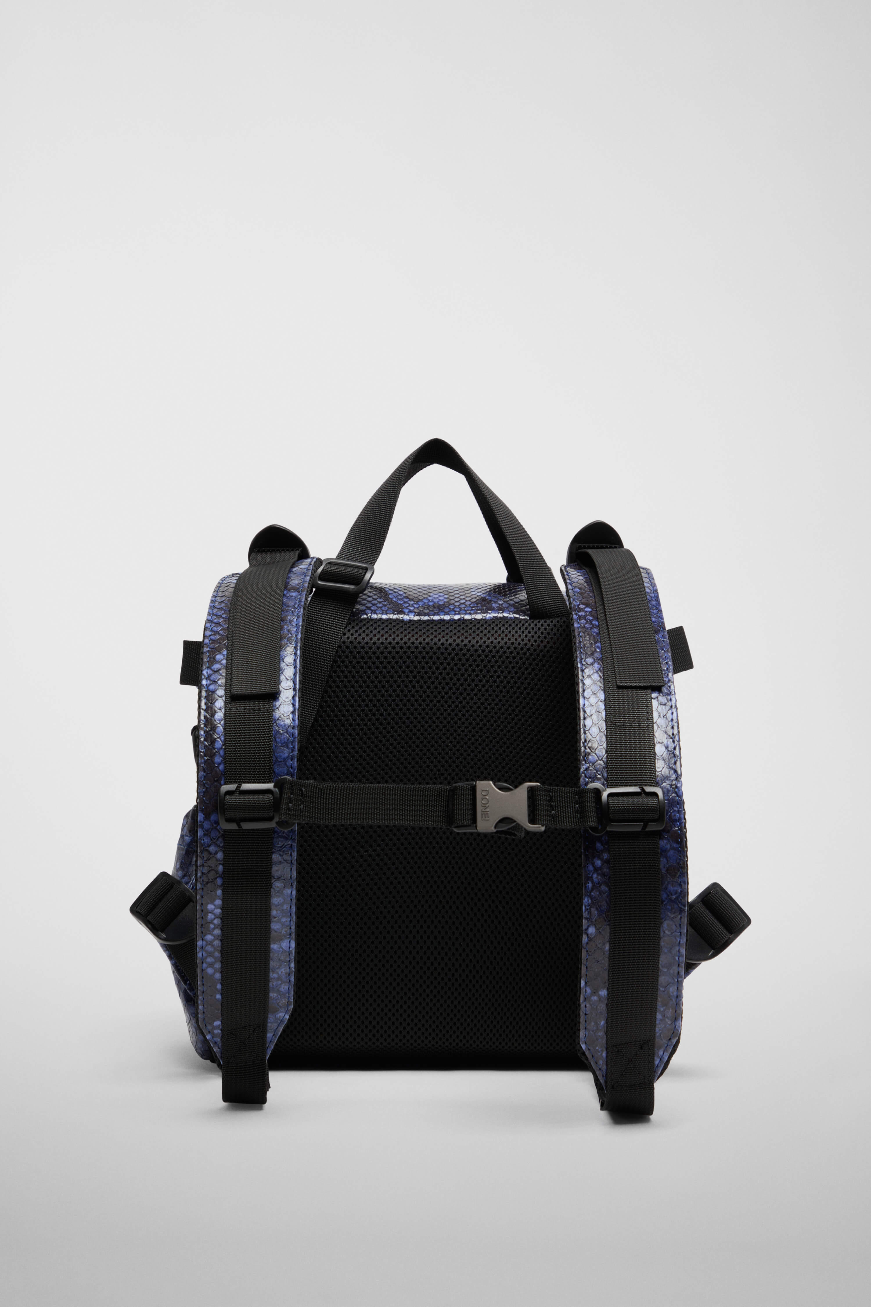 #blu