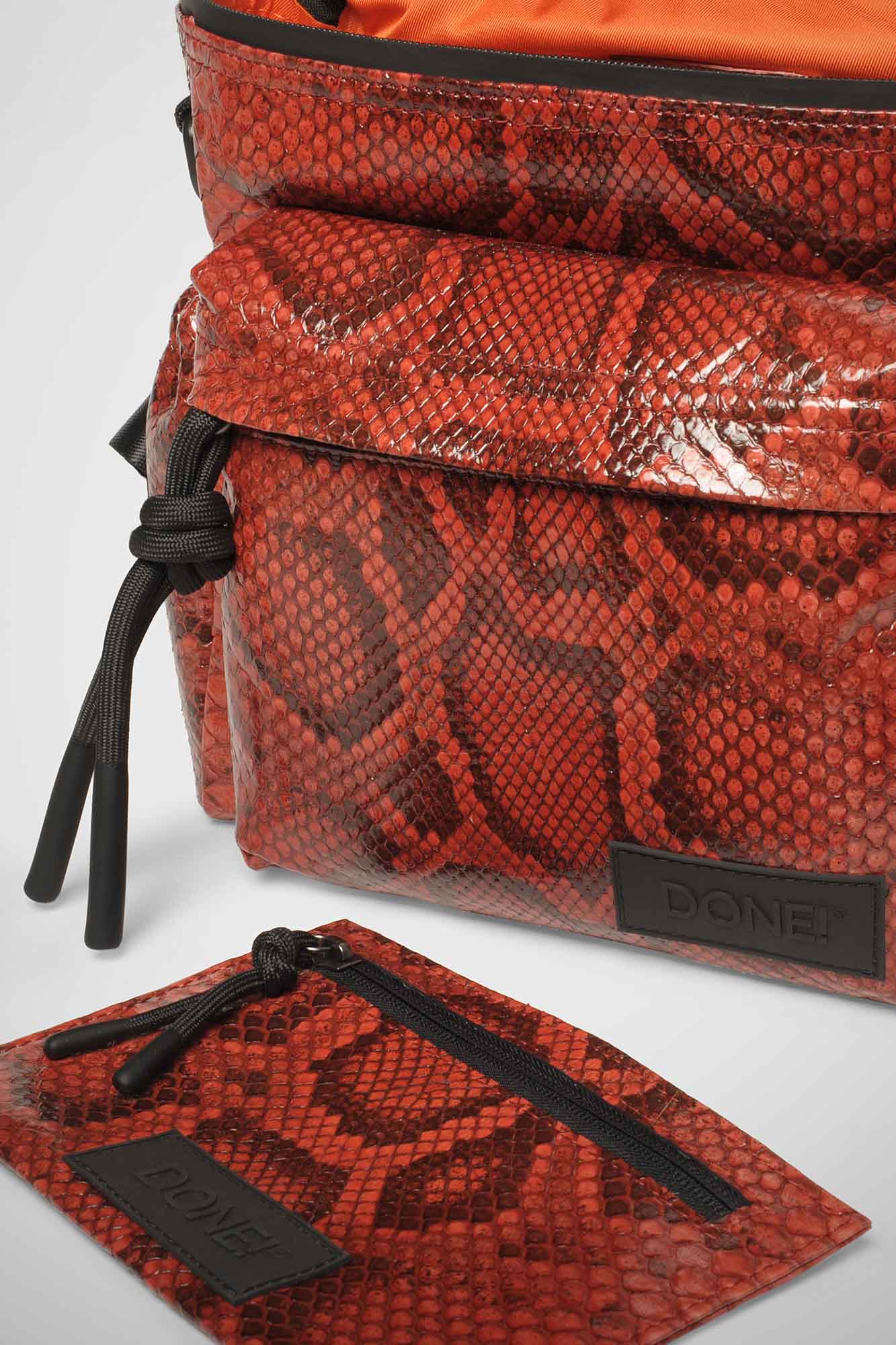 East+West Pitone S Rosso